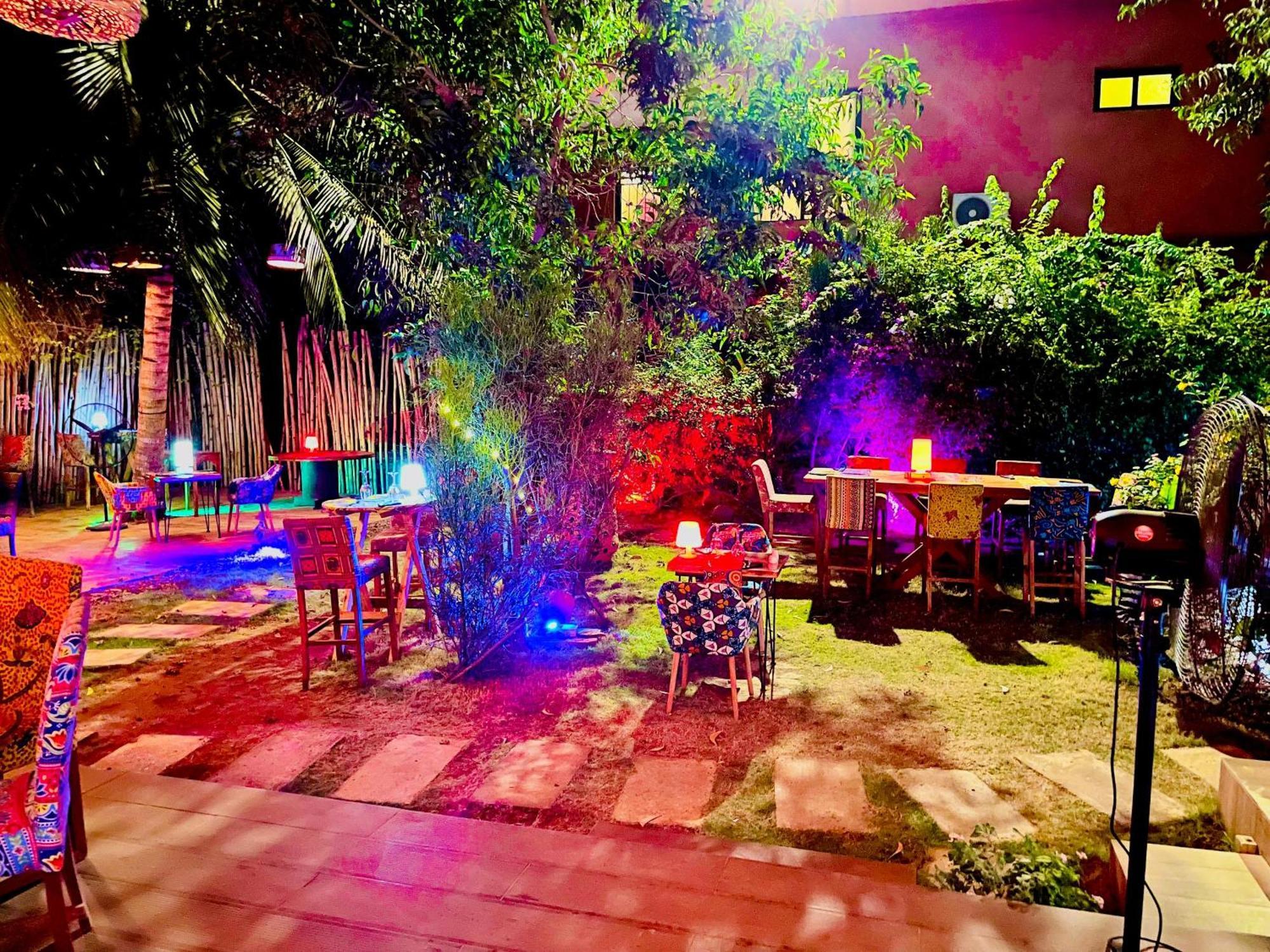 Le Patio Hotel โลเม ภายนอก รูปภาพ