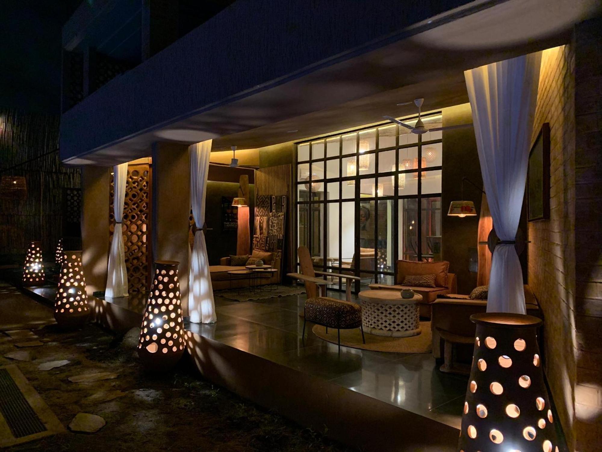 Le Patio Hotel โลเม ภายนอก รูปภาพ