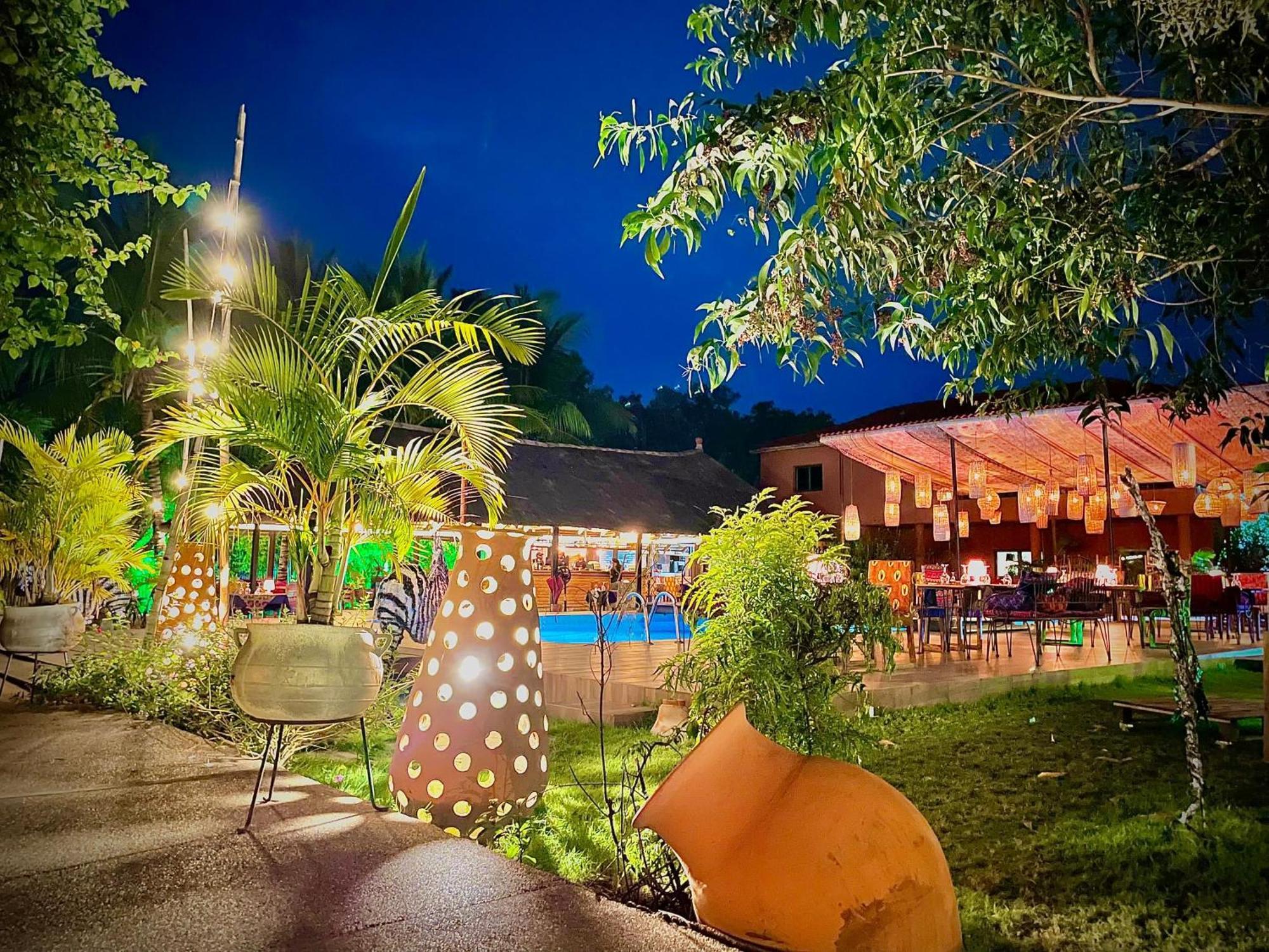 Le Patio Hotel โลเม ภายนอก รูปภาพ