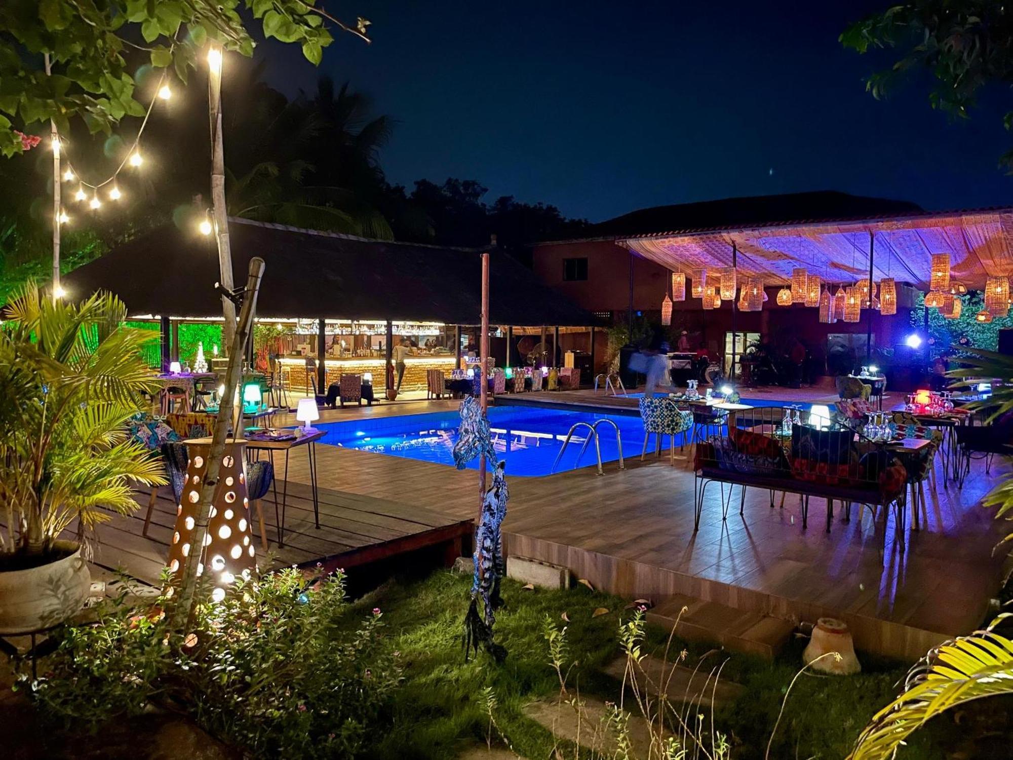Le Patio Hotel โลเม ภายนอก รูปภาพ