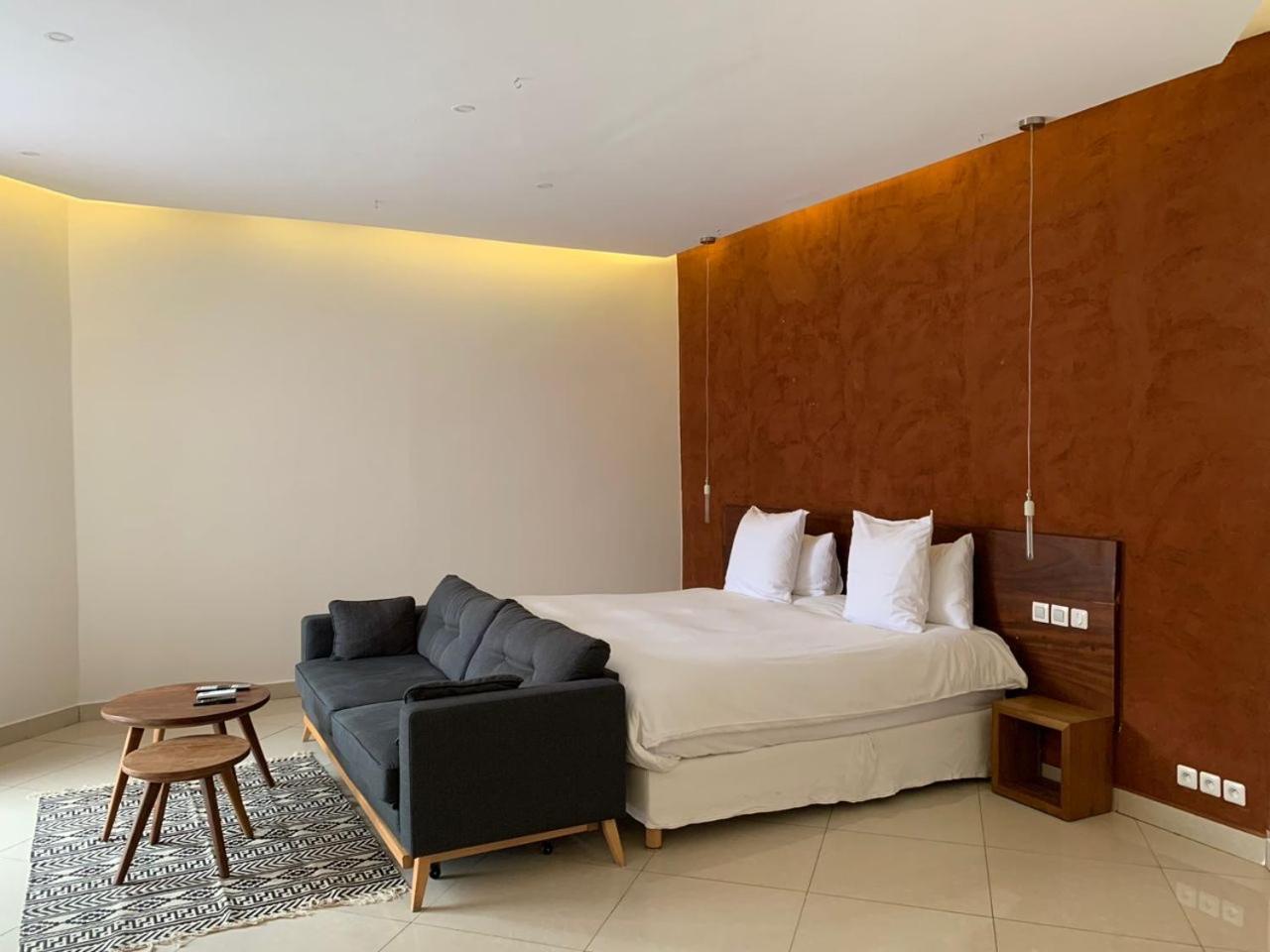 Le Patio Hotel โลเม ภายนอก รูปภาพ