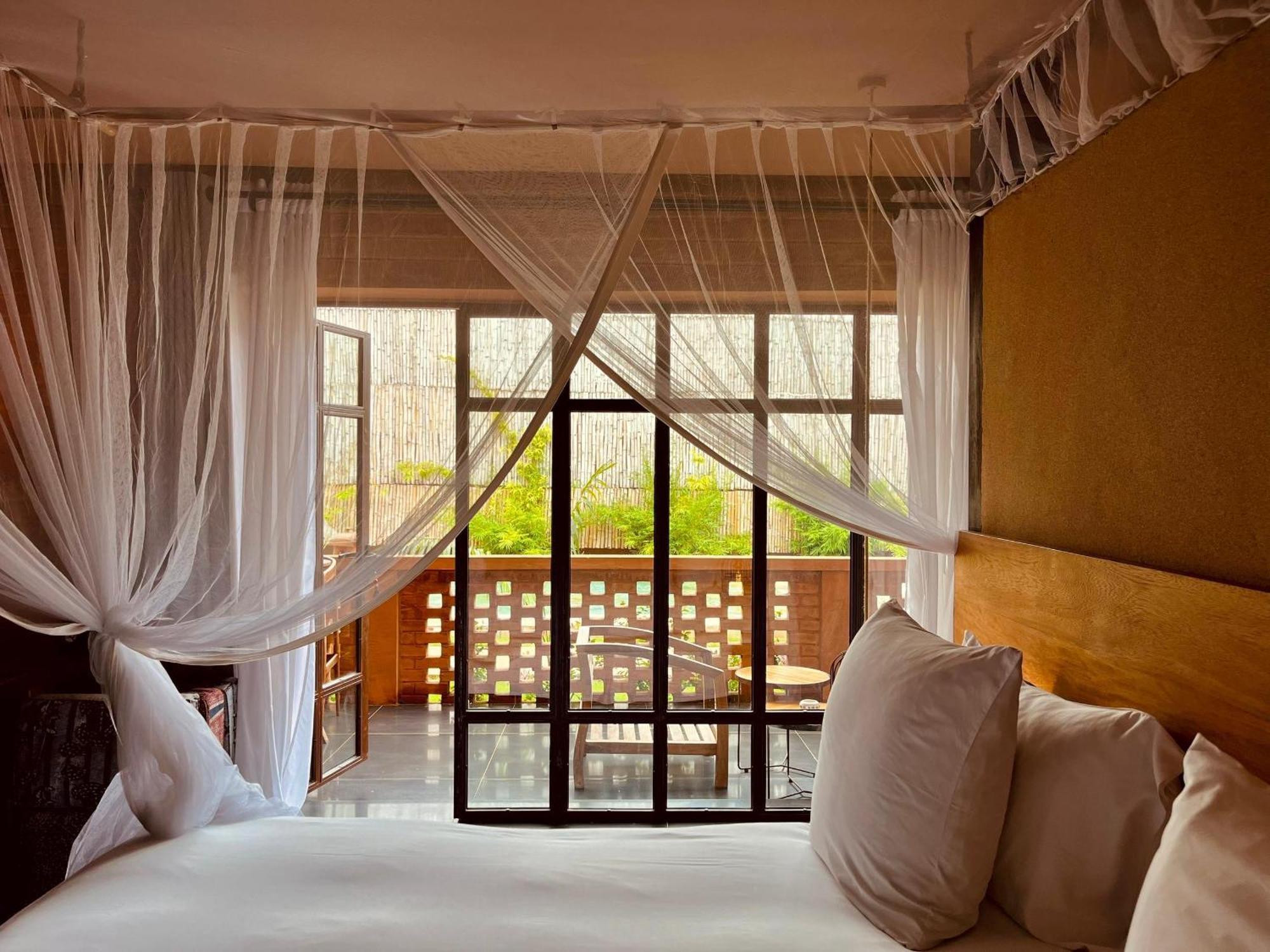 Le Patio Hotel โลเม ภายนอก รูปภาพ